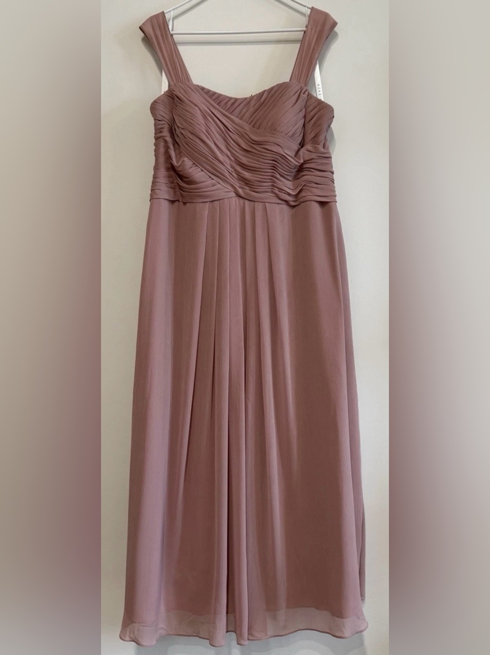 Azazie Mauve Dusty Rose A-Line Ruched Chiffon Sleeveless Maxi Dress Size 14